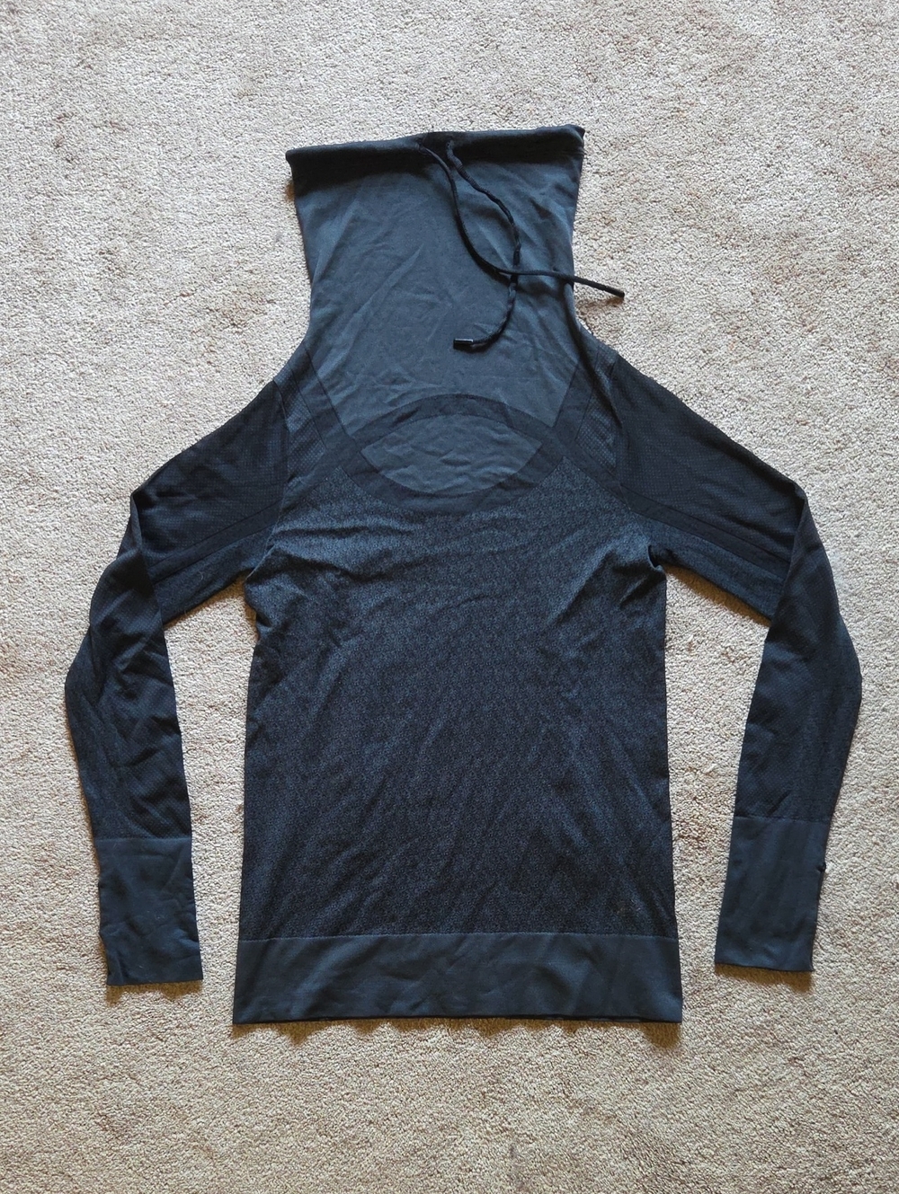 Under Armour Long Sleeve Top Women's Size Small